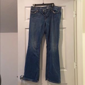 LOFT Ann Taylor medium wash bootcut jean 12